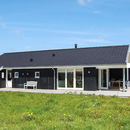 4 Bedroom Beautiful In Rudkobing Ferienhaus